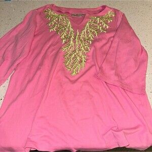 Quaker factory pink top